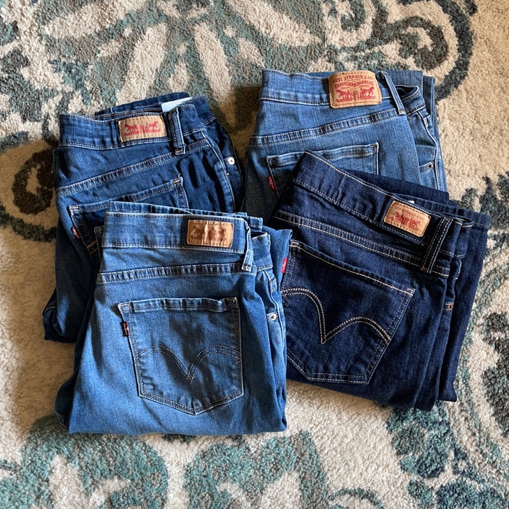 Levi’s Jeans BUNDLE of 4
